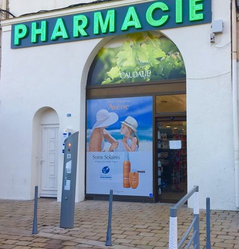 Santéetbienêtre-pharmacie-port-bonifacio-corse.jpg