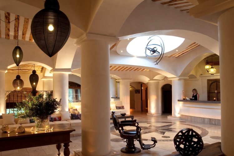 hotel-capubiancu-réception-Bonifacio.jpg