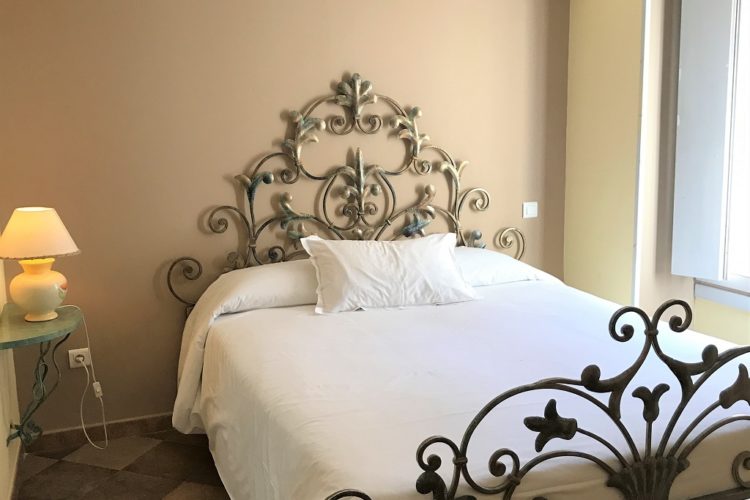 Colomba-chambre-hotel-familliale-luxe-Corsica.jpg