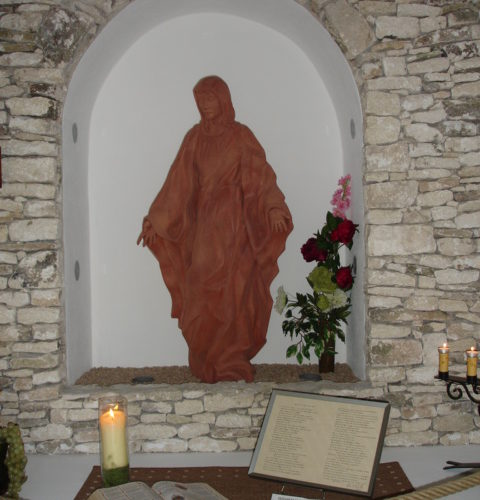 Oratoire-tiberine-Trinité-Bonifacio-moines-Corsica.jpg