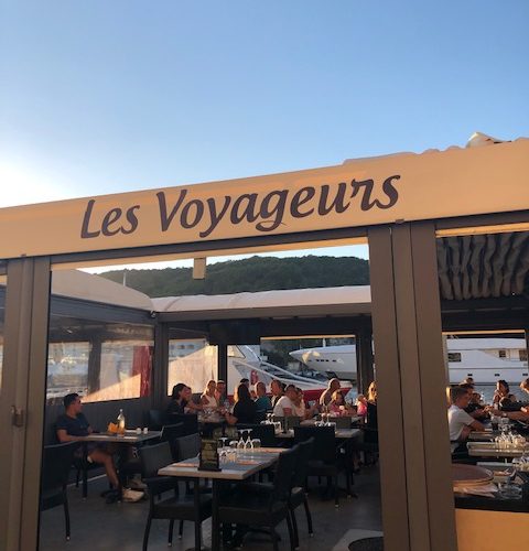 Restaurant-les-voyageurs-Bonifacio-marina-soirée-Corsica.jpg